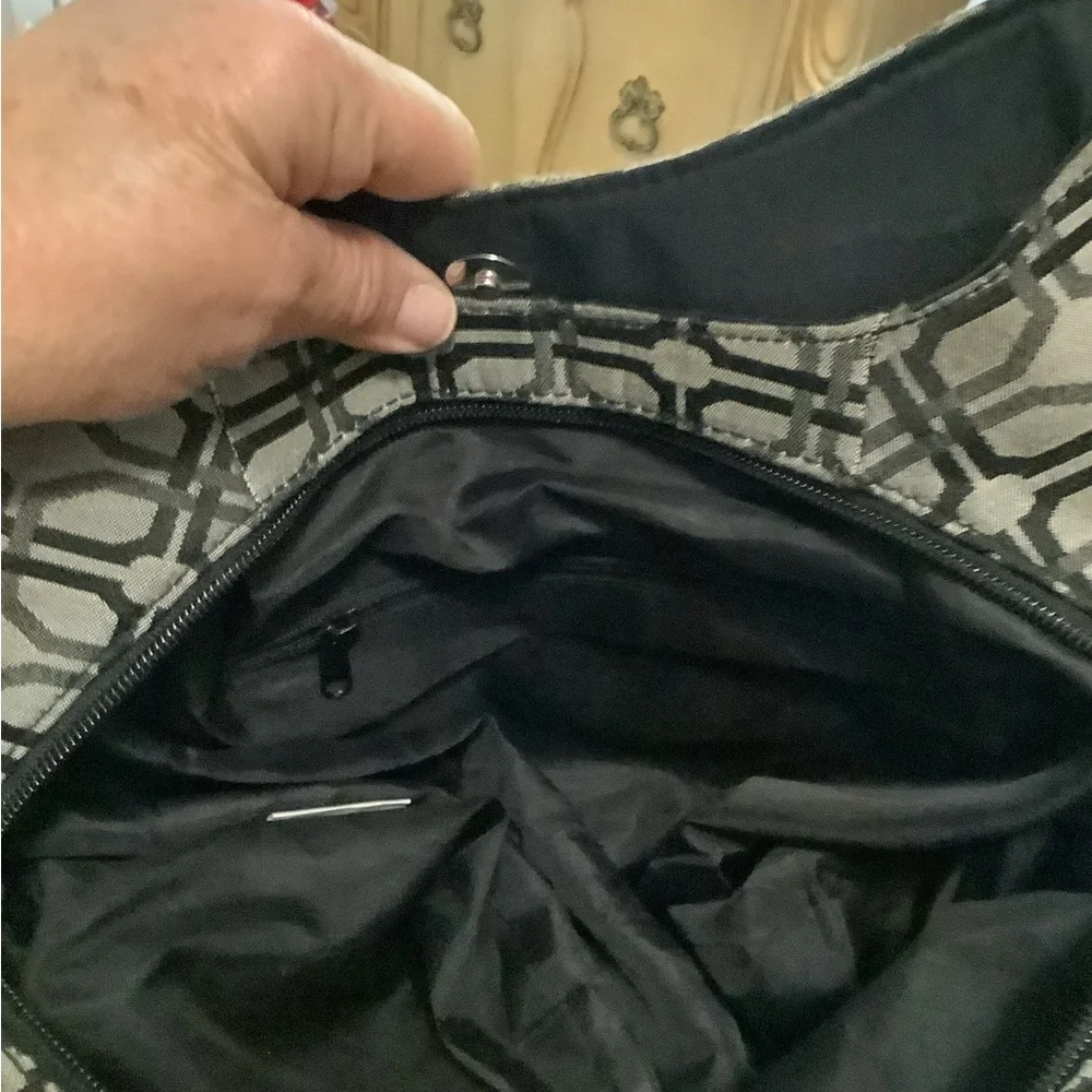 Satchel GEORGE gray & black med size 11x11x5 lots of separate sections no marks